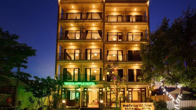 Green Apple Hotel