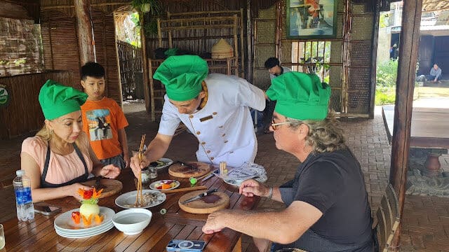 Tra que Organic Cooking class