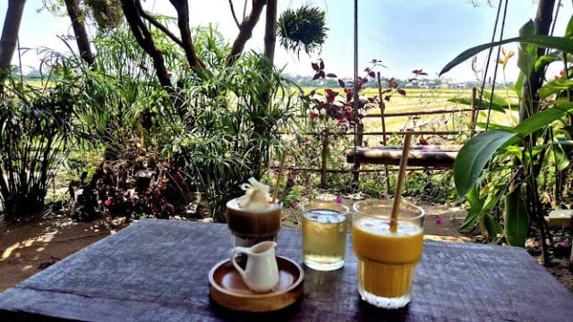 Coffee Xóm Chiêu