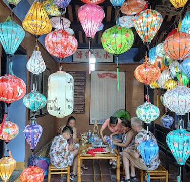 Lantern Thuy Tam
