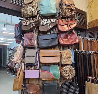 Thịnh leather shop Hoi An