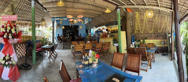 Mom’s Restaurant