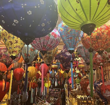 Hằng Dũng Lantern Making Class & Painting Class