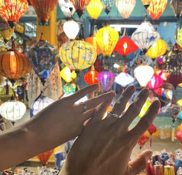 Silver Lanterns - Jewelry Souvenir Shop