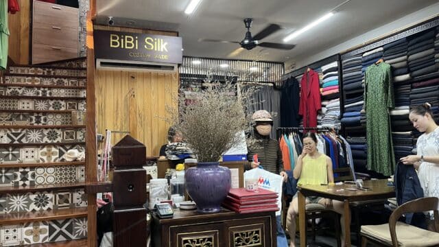 Bibi Silk