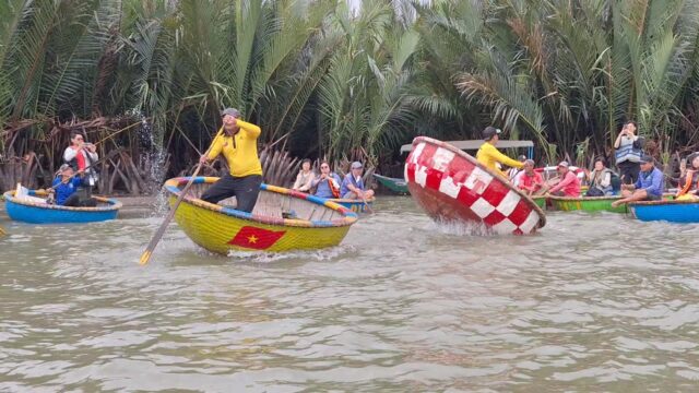 Thuyền Thúng Tượng Thúy