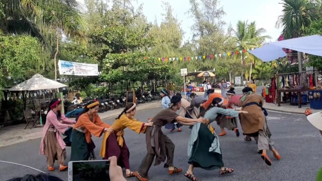Chợ Phiên Làng Chài Tân Thành