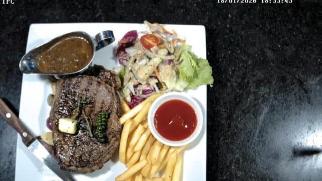 Cargo Club Cafe & Restaurant