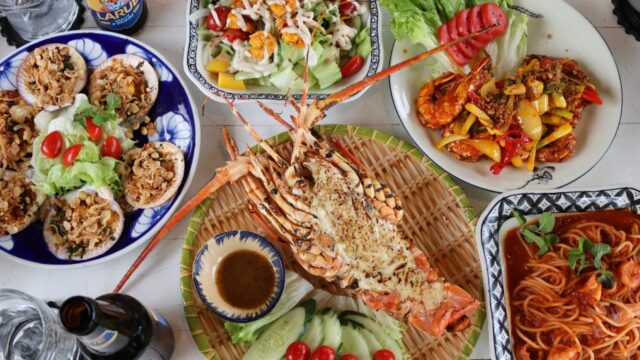 Dolphin Kitchen & Bar