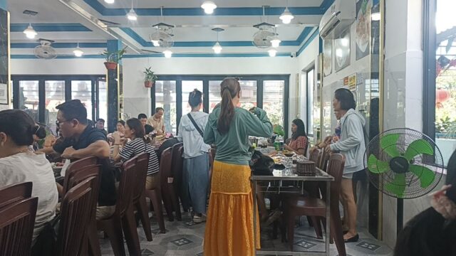 A Rồi - Seafood in Cua Dai, Hoi An