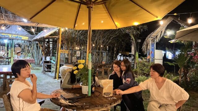 Cafe Mưa Và Nắng - Cafes & Coffee in Cua Dai, Hoi An
