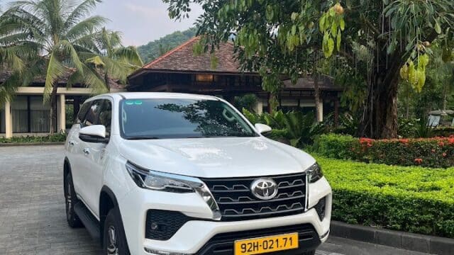Da Nang Airport Transfer - Car Rental in Old Town, Hoi An