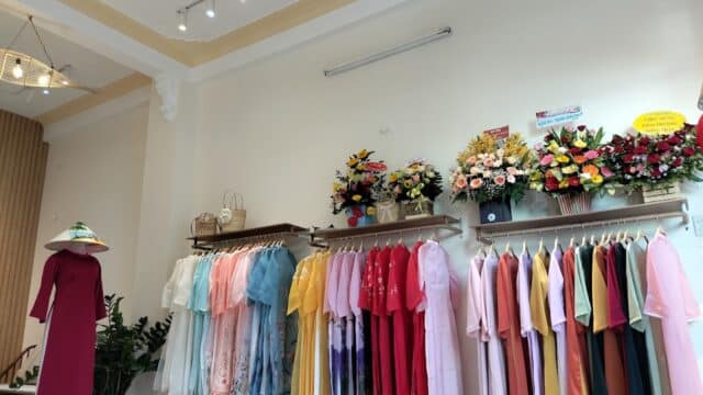 Lotus Ao Dai Rental - Tailors in Old Town, Hoi An
