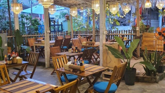 Na Huy Restaurant & Coffee - Vietnamese in An Bang Beach, Hoi An