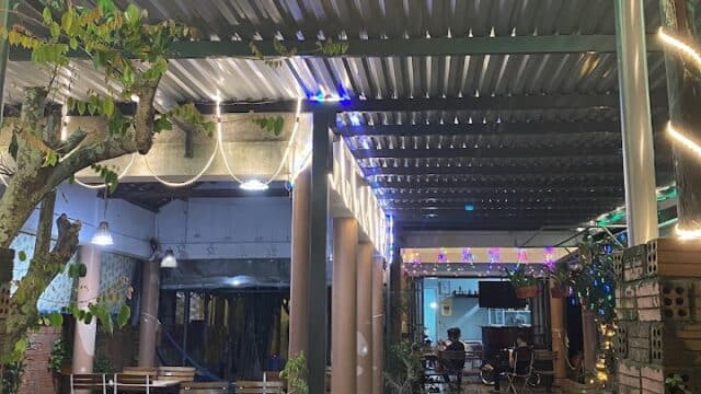 Restaurant and Coffee - Vietnamese in Cua Dai, Hoi An