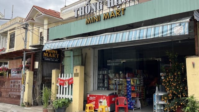 Thong Hanh Mini Mart - Markets in Old Town, Hoi An
