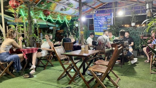 Xin Chao - Vietnamese in An Bang Beach, Hoi An